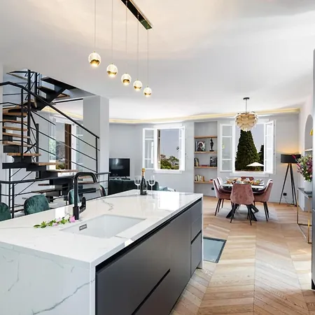 Hsauvan - Design Swimming Pool Sea View サンジャン・カップ・フェラ